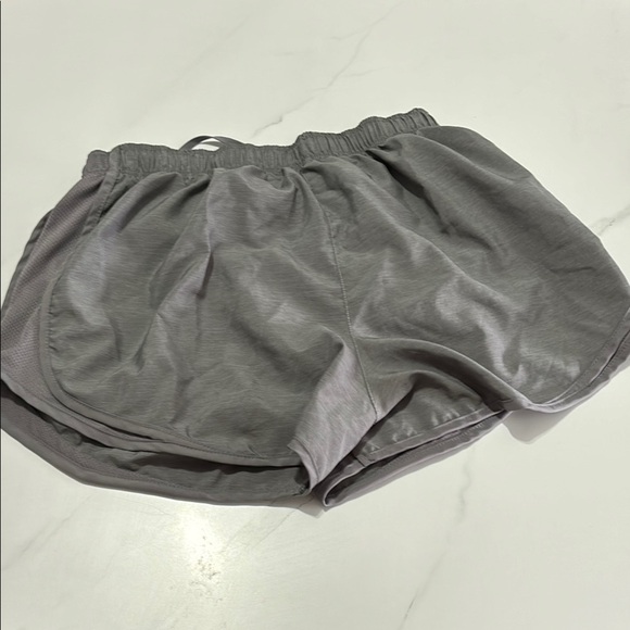 Nike Women's Gray Shorts - Picture 3 of 3